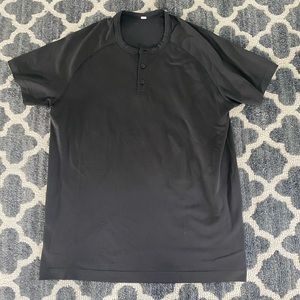 Men’s Lululemon Black Shirt - Size L